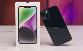 iPhone 14 (6.1" - 128 Go, 6 Go RAM) NOIR - Reconditionné grade A+ - kashkazi976.yt